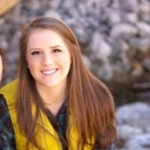 Meet your Posher, Alyssa